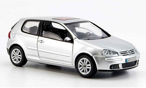 Volkswagen Golf Base 1/43 Schuco grise metallisee 2003 miniature
