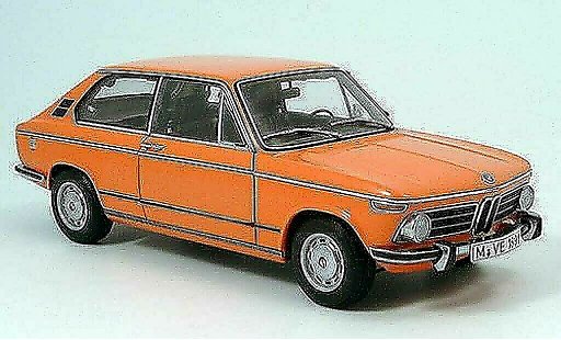 Bmw 2000 Touring 1/18 Autoart tii orange 1973 miniature