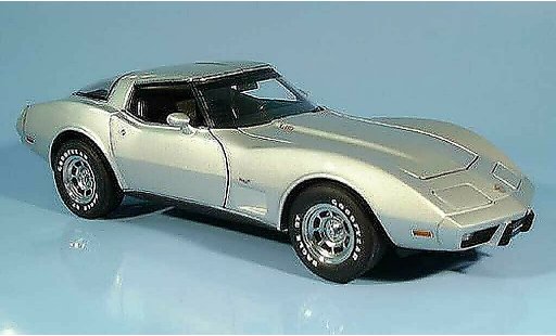 Chevrolet Corvette Coupe 1/18 Autoart C3 25th anniv grise 1978 miniature
