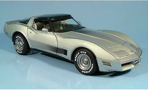 Chevrolet Corvette Coupe 1/18 Autoart C3 collectors edition 1982 miniature