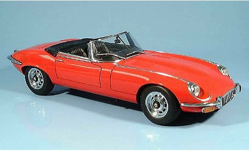 Jaguar E-Type 1971 1/18 Autoart cabriolet rouge series iii miniature