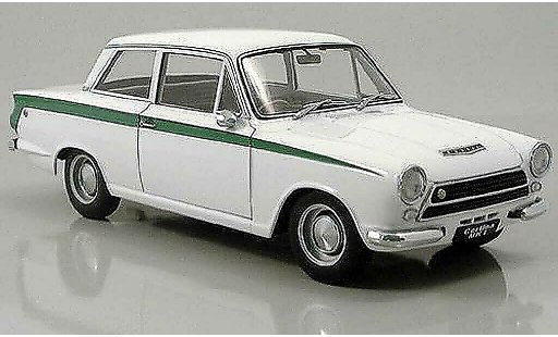 Lotus Cortina MkI 1/18 Autoart mk i blanche miniature
