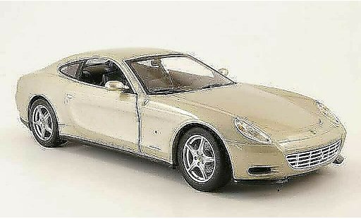 Ferrari 612 Scaglietti 1/18 Hot Wheels champagne miniature