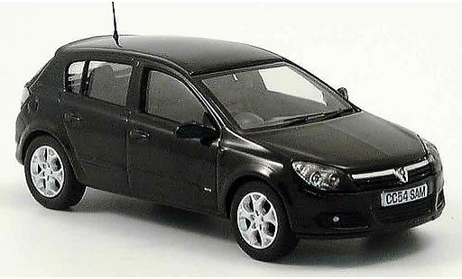 Opel Astra Base 1/43 Vanguards verte miniature