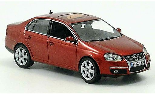 Volkswagen Jetta Base 1/43 Schuco rouge 2005 miniature