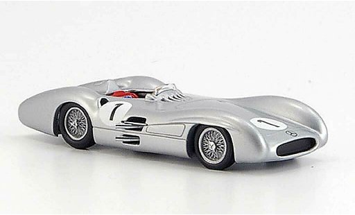 Mercedes W 196 Base 1/43 Minichamps Fangio GP Grande-Bretagne 1954 miniature