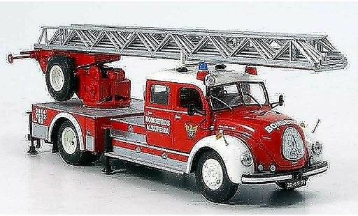 Magirus DL 30 S 6500 1/43 Minichamps pompier miniature