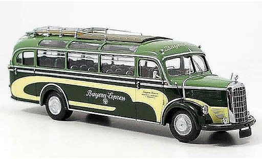 Mercedes L3500 Base 1/43 Minichamps Bayern Express miniature