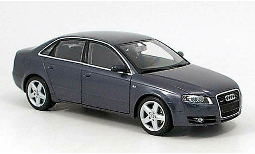 Audi A4 berline 1/18 Minichamps grise 2005 miniature