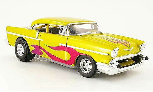 Chevrolet Bel Air Coupe 1/18 Hot Wheels 1957 jaune avec flammendekor miniature