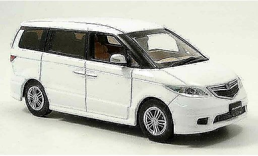 Honda Elysion Aero 1/43 J Collection blanche miniature