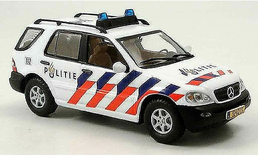 Mercedes Classe M Base 1/43 IXO police Holland 2003 miniature