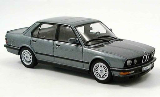 Bmw M5 berline 1/43 Autoart E28 grise 1987 miniature