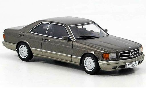 Mercedes 500 Coupe 1/43 Autoart (W126) grise miniature