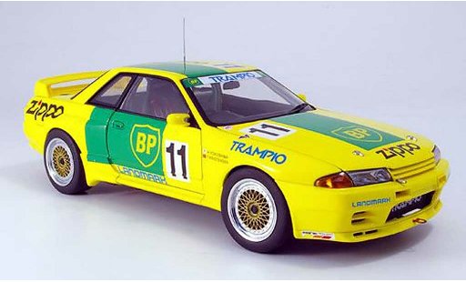 Nissan Skyline R32 1/18 Autoart gtr bp oil 1993 miniature