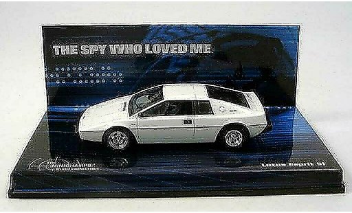 Lotus Esprit James Bond 007 1/43 Minichamps The Spy wo loved me miniature
