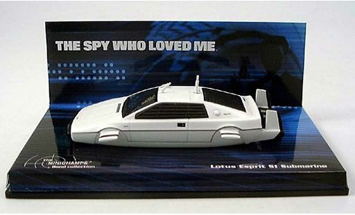 Lotus Esprit James Bond 007 1/43 Minichamps Submarine The Spy wo loved me miniature