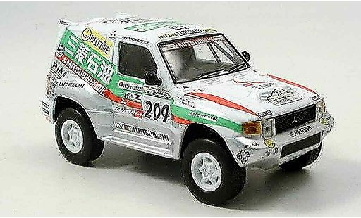 Mitsubishi Pajero Evolution 1/43 Del Prado No.204 miniature