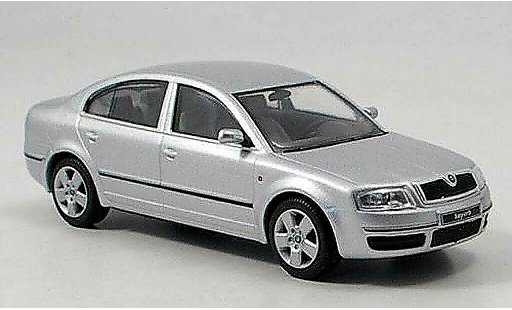 Skoda Superb Base 1/43 Abrex grise miniature