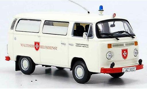 Volkswagen Combi Base 1/43 Minichamps t2 bus malteser hilfsdienst miniature