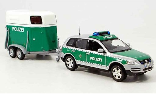 Volkswagen Touareg Base 1/43 Minichamps avec pferdeanhanger police 2002 miniature