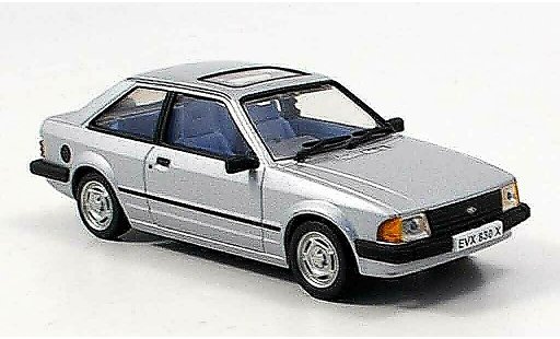 Ford Escort MK3 1/43 Vitesse grise metallisee miniature