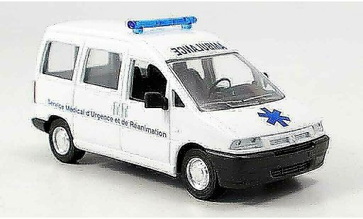 Citroen Jumpy ambulance 1/43 Verem ambulanz miniature