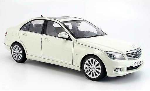 Mercedes Classe C Base 1/18 Autoart berline (w 204) elegance blanche miniature