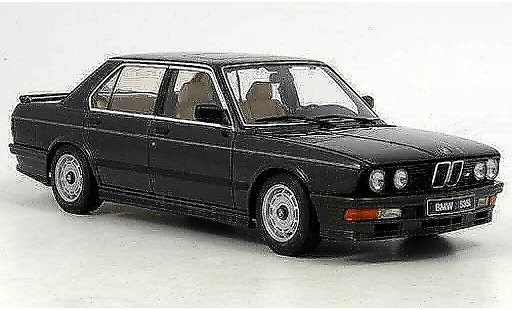 Bmw 535 berline 1/18 Autoart M i noire 1985 miniature
