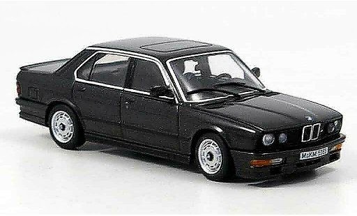 Bmw 535 berline 1/43 Autoart i (E 28) noire 1985 miniature