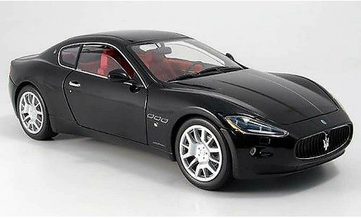 Maserati Gran Turismo S 1/18 Mondo Motors noire miniature