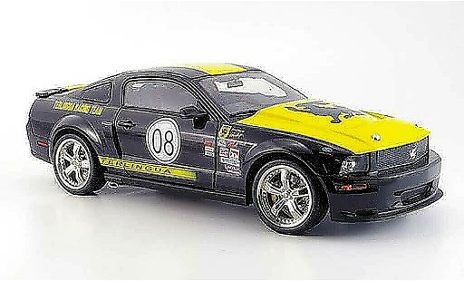 Shelby GT Terlingua 1/18 Shelby Collectibles no.07 noire jaune race version 2008 miniature