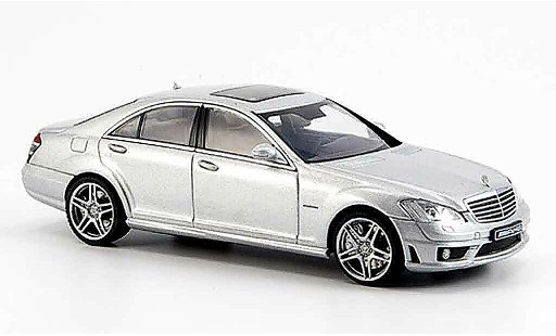 Mercedes Classe S AMG 1/43 Autoart S63 (W221) grise metallisee 2006 miniature