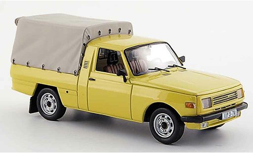 Wartburg 353 Base 1/43 IST Models Pick Up jaune 1985 miniature