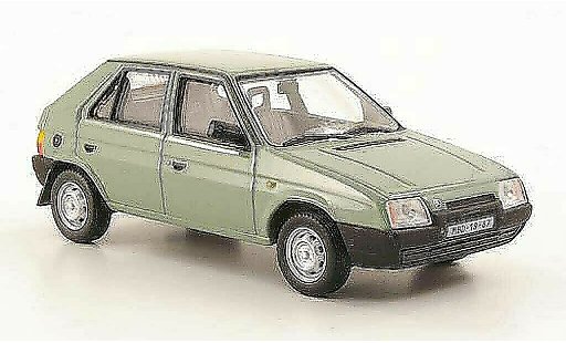 Skoda Favorit 136L 1/43 Abrex olive 1987 miniature