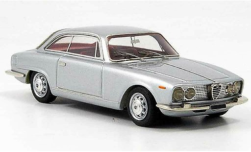 Alfa Romeo 2000 sprint 1/43 Look Smart grise metallisee rotes interieur 1962 miniature