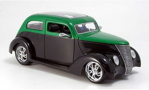 Ford Hot Rod 1937 1/18 Yat Ming sedan noire/verte avec panoramatoit miniature