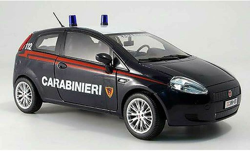 Fiat Grande Punto Berlina 1/18 Mondo Motors police carabinieri police italien miniature