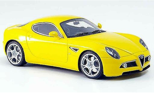 Alfa Romeo 8C competizione 1/43 Look Smart jaune ausstellung frankfurt 2007 miniature