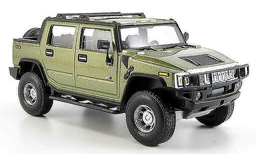 Hummer H2 SUT 1/43 Cararama verte miniature