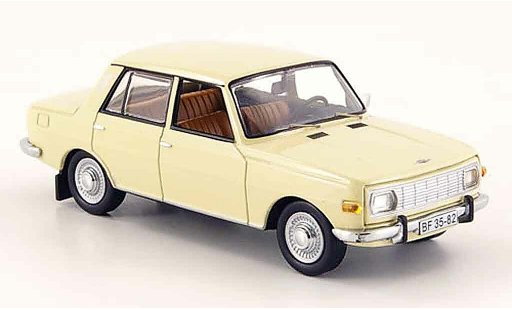 Wartburg 353 Base 1/43 IST Models creme 1967 miniature