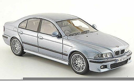 Bmw M5 berline 1/43 Neo E39 argent bleu 2002 miniature
