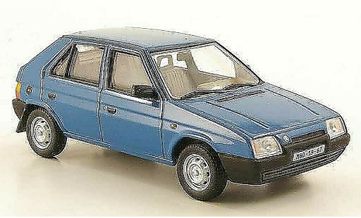 Skoda Favorit 136L 1/43 Abrex 136 L bleu 1987 miniature