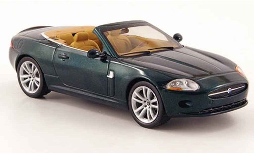 Jaguar XK Cabriolet 1/43 IXO verte 2005 miniature
