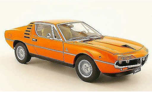 Alfa Romeo Montreal gt 1/18 Autoart orange 1970 miniature