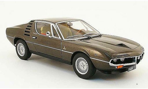 Alfa Romeo Montreal gt 1/18 Autoart marron 1970 miniature