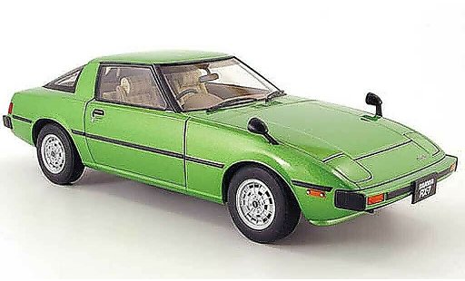 Mazda RX7 1978 1/18 Autoart savanna (sa) verte miniature