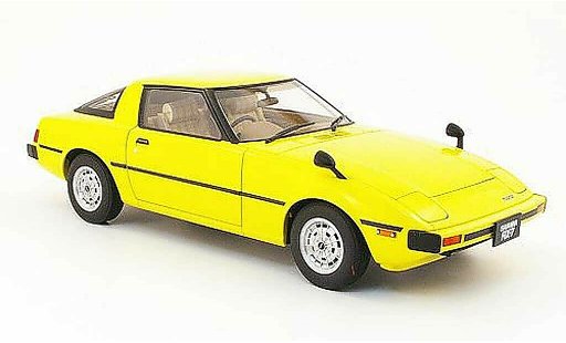 Mazda RX7 1978 1/18 Autoart savanna (sa) jaune miniature