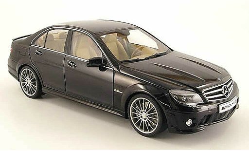 Mercedes Classe C AMG 1/18 Autoart 63 noire avec ledersitze 2007 miniature