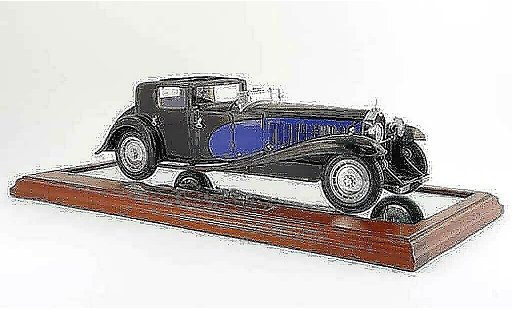 Bugatti Royale coupe de ville 1/18 Bauer noire bleu 1931 miniature